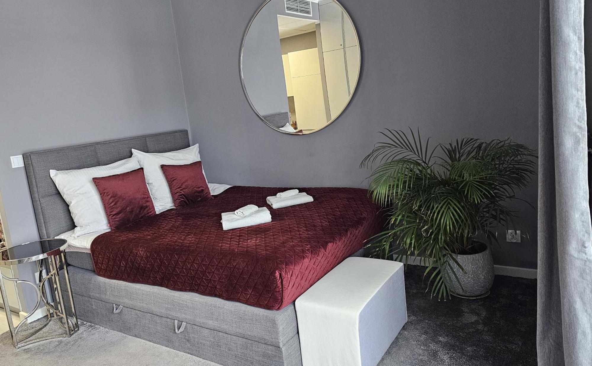 Apartamenty Wola Tower Na Prymasa - Z Widokiem Na City วอร์ซอ ภายนอก รูปภาพ